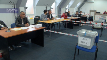 Zvečan,  referendum
