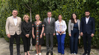 Aljbin Kurti i Eljbert Krasnići sa  zamenicima gradonačelnika