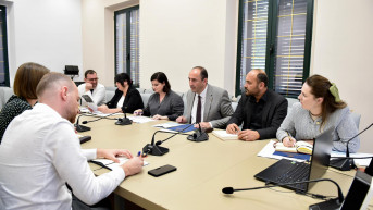 Aljiju na sastanku o železnici Drač Priština