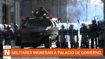 Bolivijska vojska zauzela trg ispred zgrade vlade