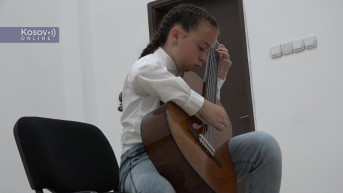 Prvi koncert učenika klasične gitare u Leposaviću 