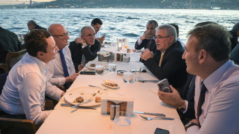Kurti sa albanskim privrednicima u Istanbulu