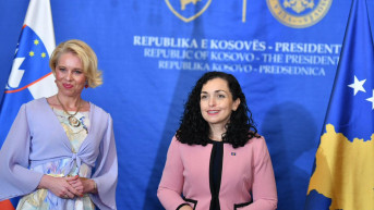 Urška Klakočar Zupančić i Vjosa Osmani