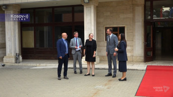 Manuel Zaracin stigao na sastanak sa Vjosom Osmani