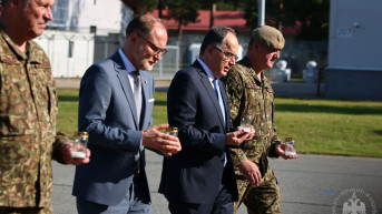 Bajram Begaj u kampu Nato u Letoniji