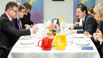 Kurti, Lajčak i O'Brajan