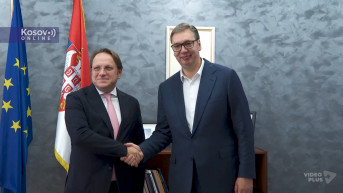 Vučić sa Varheljijem