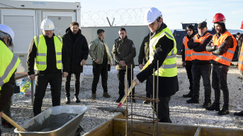 Kurti na polaganju kamena temeljca za podstanicu
