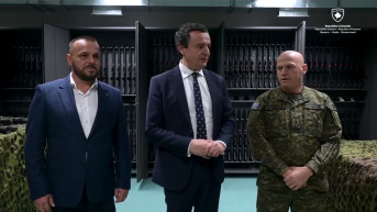 Kurti i naoružanje KBS
