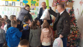 Dodela paketića Dodela paketića