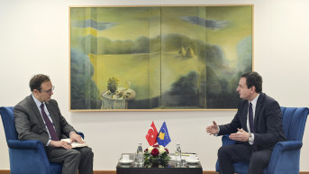 Ambasador Turske i Aljbin Kurti