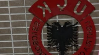 Simbol OVK u toaletu ministarstva pravde Kosova