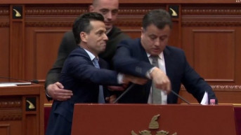 Incident u skupštini Albanije