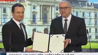 Aljbin Kurti predao zahtev za članstvo u EU