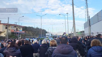 Povorka sa posmrtnim ostacima poglavara APC