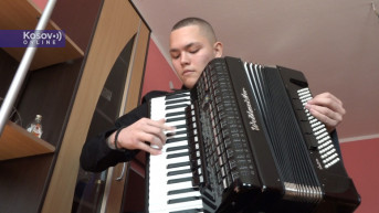 stefan_tomic_virtuoz_na_harmonici