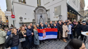 maneken Pis u Briselu u srpskoj nošnji