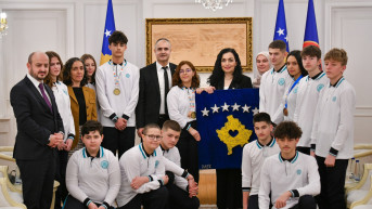 Osmani sa učenicima Marif škole