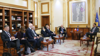 Konjufca sa francuskim poslanicima