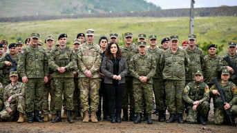 Vjosa Osmani na vojnoj vežbi Difender Jurop