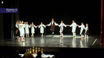Smotra folklora u Zubinom Potoku 