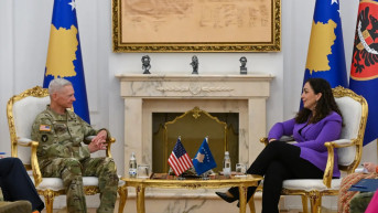 Osmani sa komandanttom Nacionalne garde Ajove