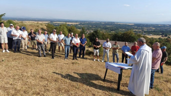 Verski obred na lokalitetu manastira Boorodice Hvostanske bez znanja SPC