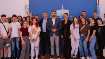 Srednjoškolci iz Štrpca borave u Novom Sadu u okviru projekta „Srcem za mladi osmeh“