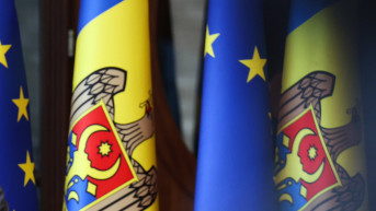 Zastave Moldavije i EU