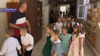 Prijem prvaka u Onovnoj školi SVeti Sava u Severnoj Mitrovici