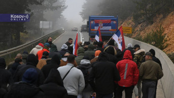 Srbi sa Kosova krenuli u Novi Sad u znak podrške Vučiću