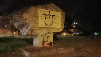 Dalmacija danas, ustaški simbol na spomeniku partizanima, Split