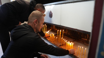Srbi sa Kosova u Preljini zapalili sveće i odali poštu tragično stradalima u padu nadstrešnice