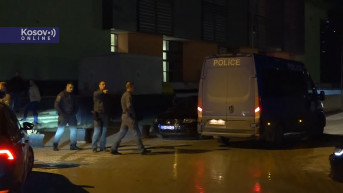 mitrovica građani pred centrom za brojanje