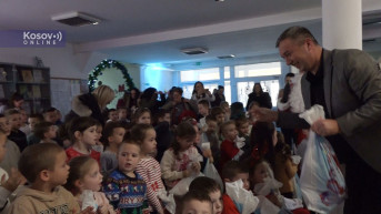 Podela paketića Leposavić