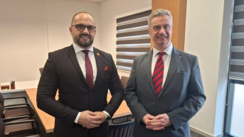 Milan Radojević i Džonatan Hargrivs