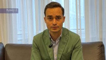 Favorizovanje Albanije u procesu proširenja EU je potpuno neprihvatljivo, kaže šef poslaničke grupe Slobodarske stranke Austrije (FPO) u bečkom parlamentu Maksimilijan Kraus i ukazao da EU na Srbiju vrši pritisak jer ne želi da se priključi „ludilu sankcija“.