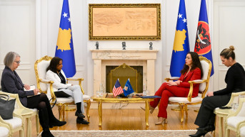 Anu Pratipati i Vjosa Osmani