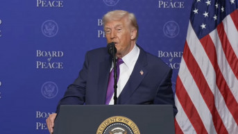 Donald Tramp, Odbor za mir