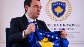 kurti ilustacija