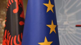 Zastave EU i Albanije