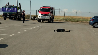 Vatrogasci i dron.jpg