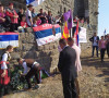 Polaganje venca na spomenik 