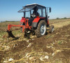 Traktor oranje.jpg