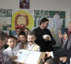 Mitrovčani poklonili dva lap topa školi Sveti Sava u Suvom Dolu