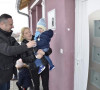 Popović uručio ključeve porodici Stević 