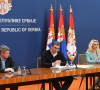 Direktor Klinike za infektivne bolesti KCS Goran Stevanovic (L), predsednik Srbije Aleksandar Vucic (S) i zamenica direktora Institua za javno zdravlje "Milan Jovanovic Batut" Darija Kisic Tepavcevic (D).