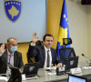 Aljbin Kurti - sednica kosovske vlade