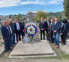 Predstavnici ambasade Srbije u Albaniji na spomeniku borcima palim u Prvom svetskom ratu