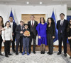 Aljbin Kurti sa decom obolelom od Daunovog sindroma